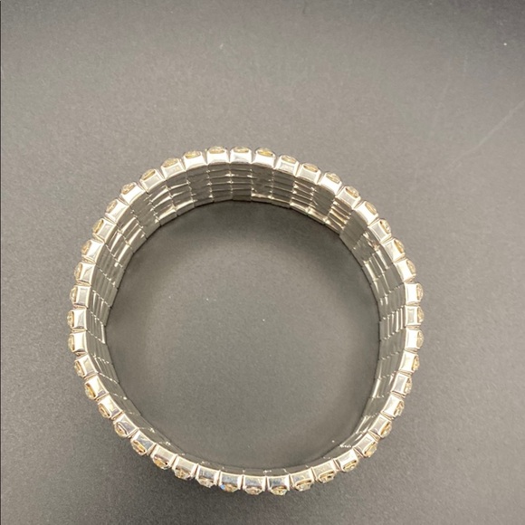 Elegant Silver Crystal Bracelet - Picture 4 of 5